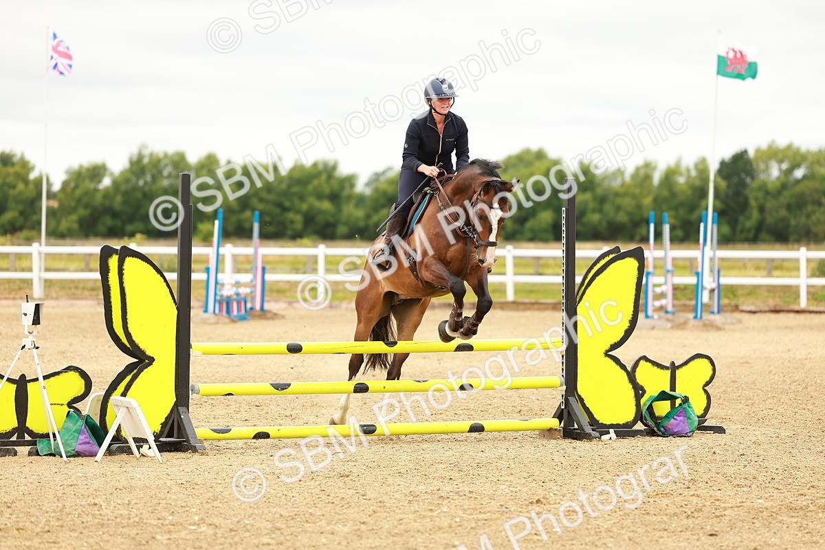 SBM_001499 - Class 8 - Clear Round