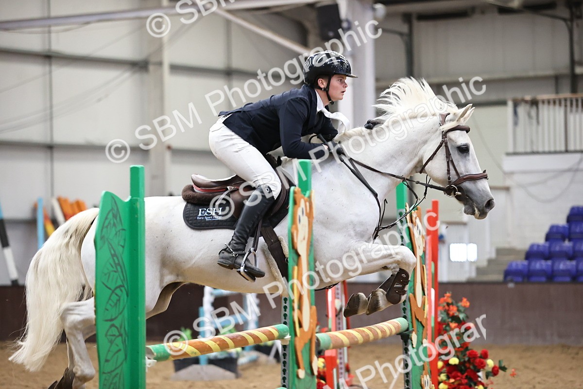 SBM_004201 - Class 15 - Pony Foxhunter 1.10m Open