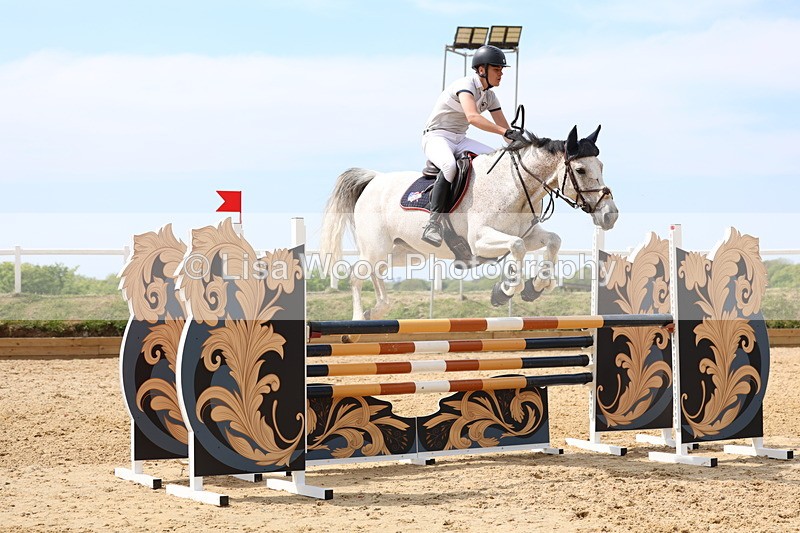 3E7A7242 - Class 7: Senior Newcomers/1.10m open