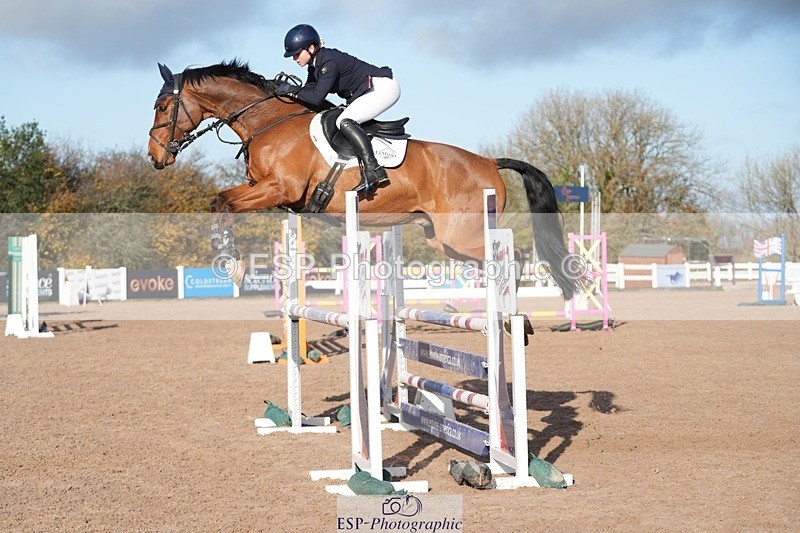 251108-103013-02168 - Cls 11 Snr 1.05m Open