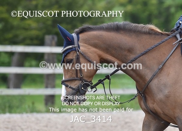JAC_3414 - CLASS 4 Senior BritiNovice/ 90cm Open