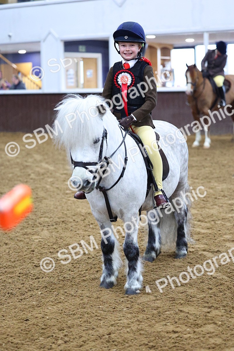 SBM_003186 - Class 35 - 60cm Training Stakes