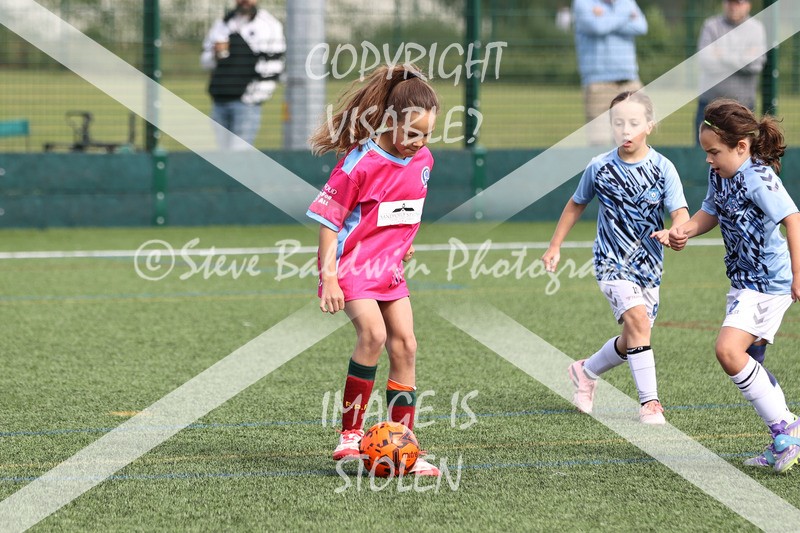 1DX30529 - Sat 13th U9 Girls