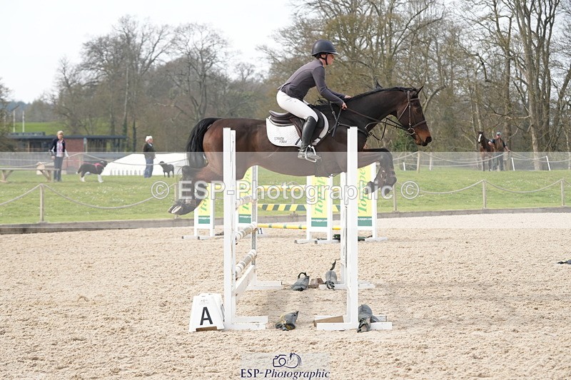 260322A-142022-01966 - 13 Foxhunter 1m 20 Open