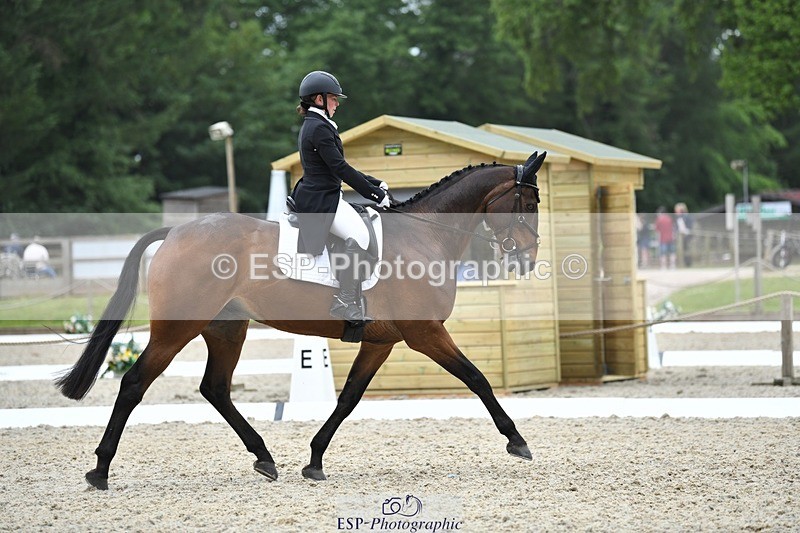 230525-124200-02013 - 110-SAM-Zoe_Boyles-WEDTrotUp+DR