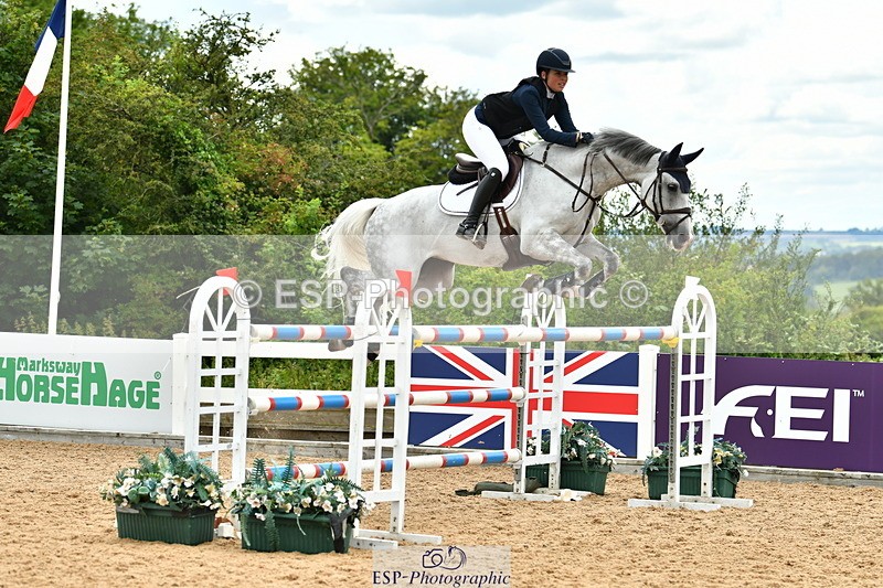 230721A-143955-07036 - Cls 22, 1 Star Gold 1.30m