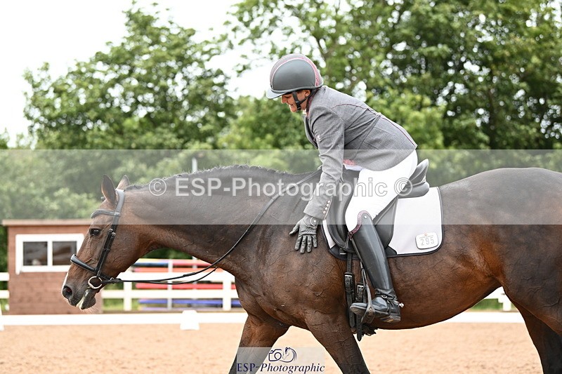 240815A-141317-01980 - 295-Zara.Bassett-Croon.Gravin