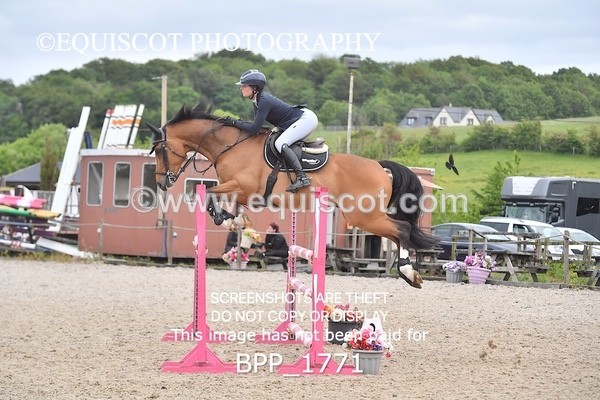 BPP_1771 - FRI CLASS 6 Senior Foxhunter/ 1.20m Open