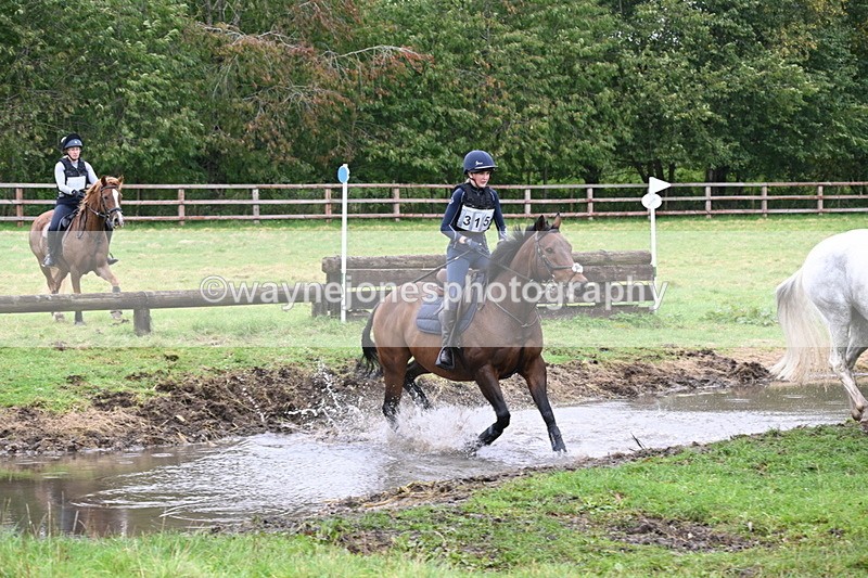 WJ6_8195 - Time at Photographer 13:49 to 14:15