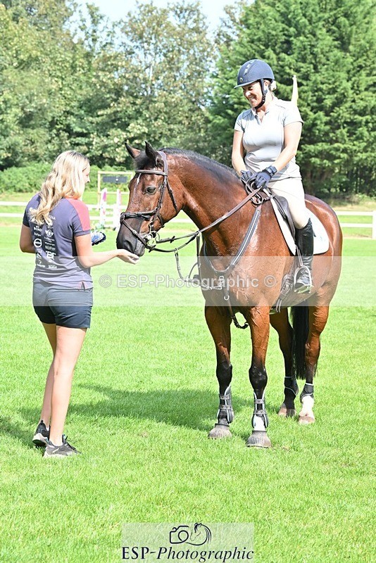 230909-124301-05517 - Cls 11 Snr Foxhunter & 1.20m Open