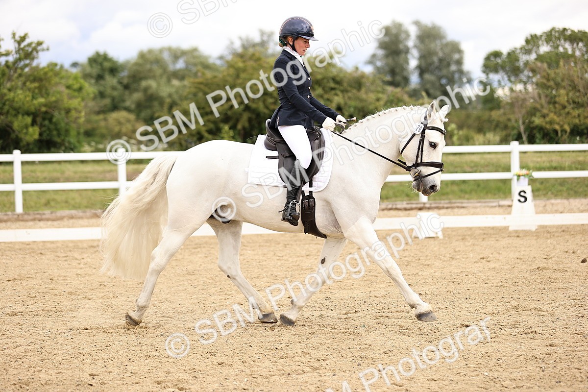 SBM_002866 - Class 2 - Novice 4 - 12.00-13.10