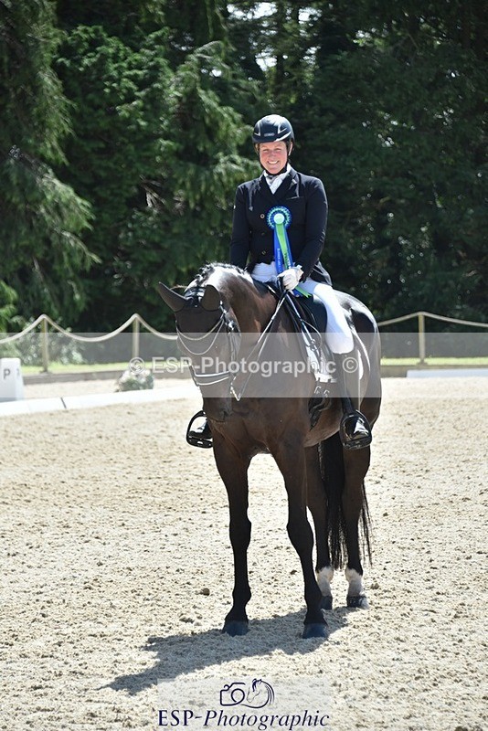 230811-131416-01488 - Adv Medium Silver Presentations