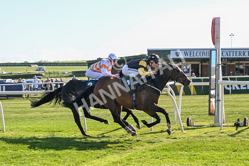 120525-Race 7-Water Of Leith-9103 - Race 7
