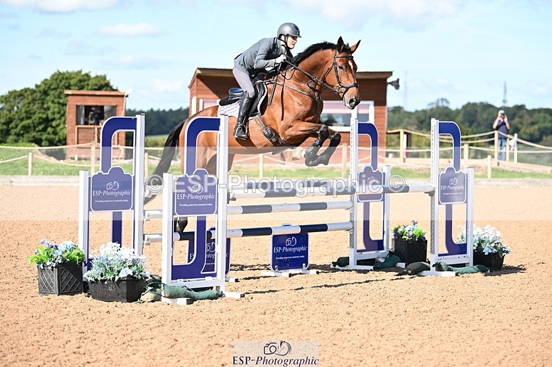 240913A-110507-03804 - Cls 14 Snr Newcomers