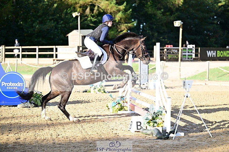 260905A-083721-00048 - Cls 01 AB 70cm Snr & Jnr