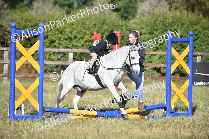 20260906-0573 - Class 6 - Minimus Jumping