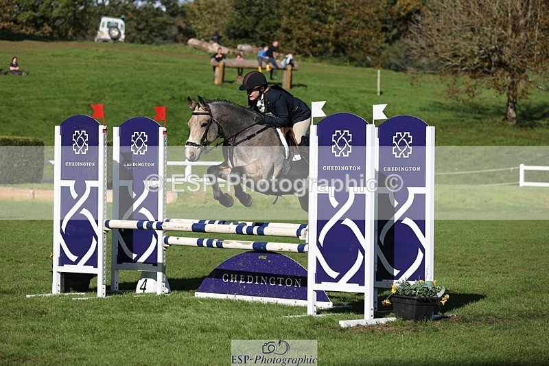 231022-124214-27290 - 471-LISCARROW.SHILOH-Justine.Walker-TrotUp+SJ