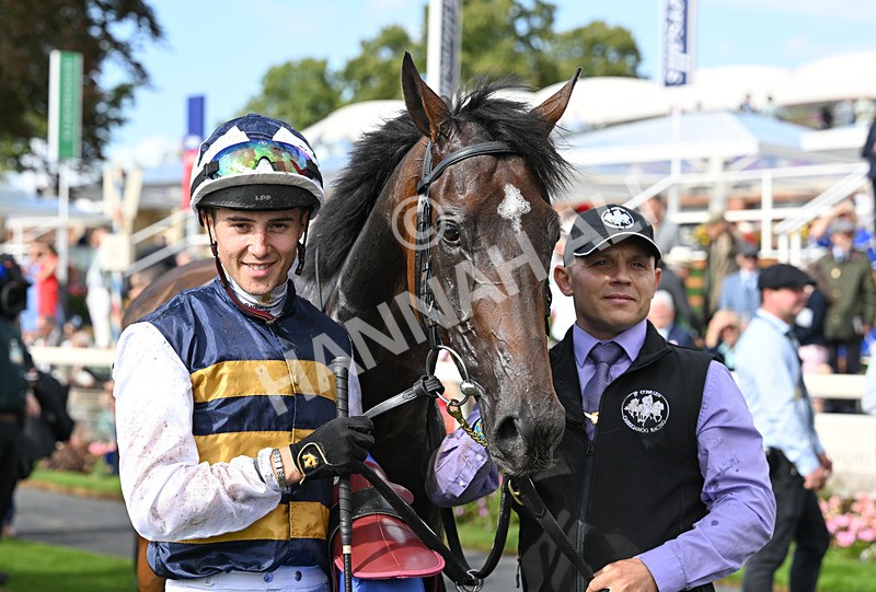 190826-202 Small Fry - Race 5 16.10pm Sky Bet Stayers Handicap