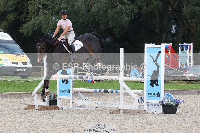 230908-155925-02701 - Cls 8 Snr 1.05m Open