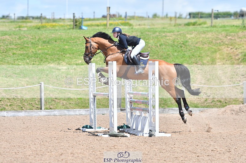 240609A-132253-05610 - Cls 18 Snr Newcomers and 1.10m Open