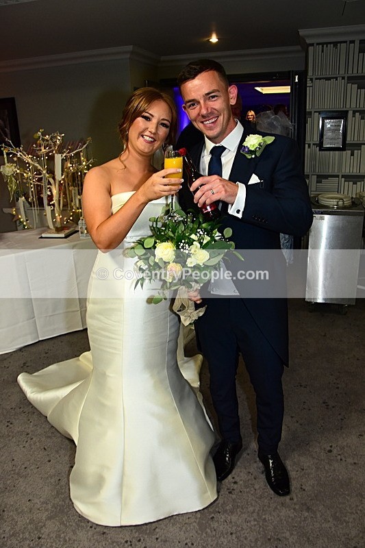 CON-672 - Toni & Liam