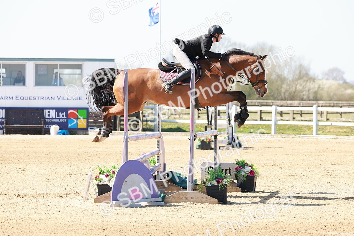 SBM_003940 - Class 16 - Senior 1.05m