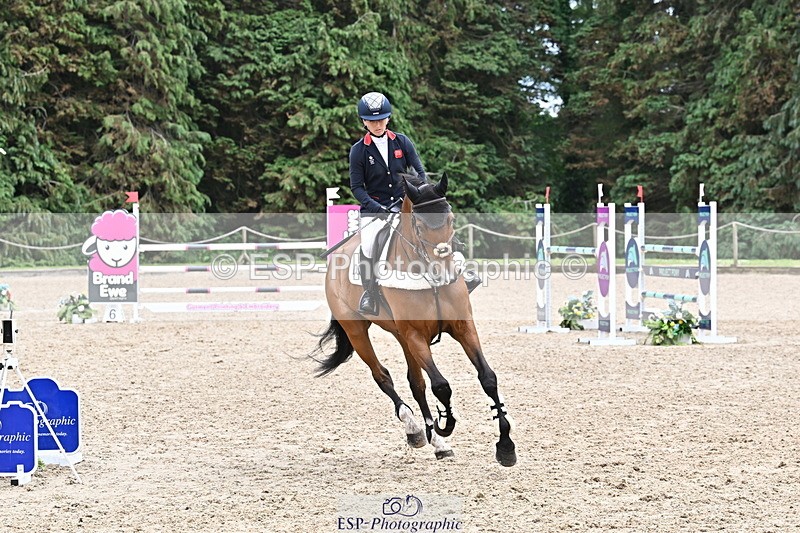 250524A-141918-12405 - D-468-Laura.Collett-LONDON.52