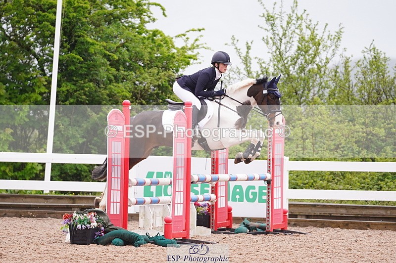 240505A-123552-05751 - Cls 18 & 19 Club & Schools 90cm