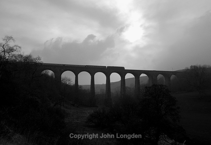 29.3.14 - 573?? 1Z56 Carlisle - Newport, Smardale viaduct - Smardale viaduct