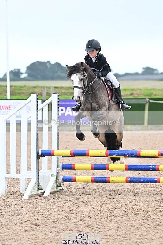 240813-183317-00683 - Classes 5 A&B & 6 80cm