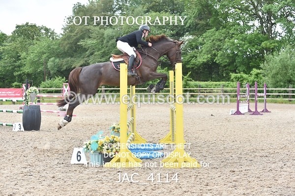 JAC_4114 - CLASS 4 - SAT -Senior Newcomers/ 1.10m Open