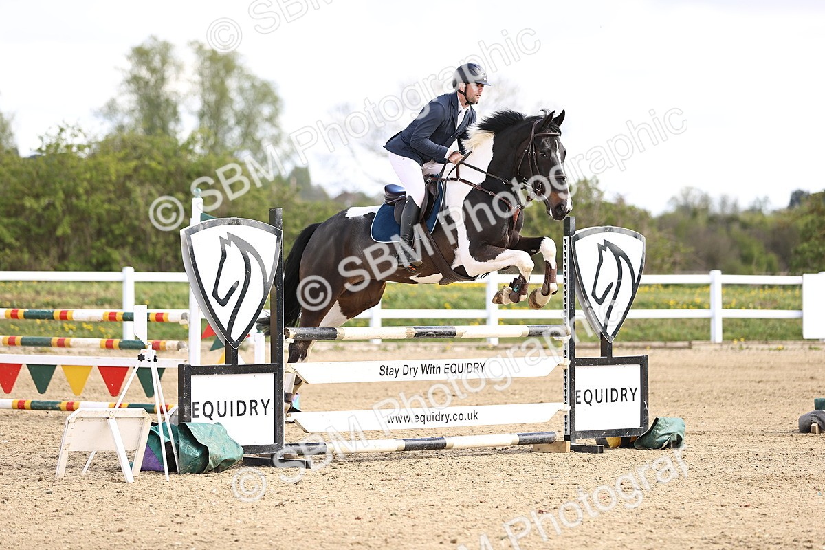 SBM_003346 - Class 16 - Senior Discovery - 1.00m