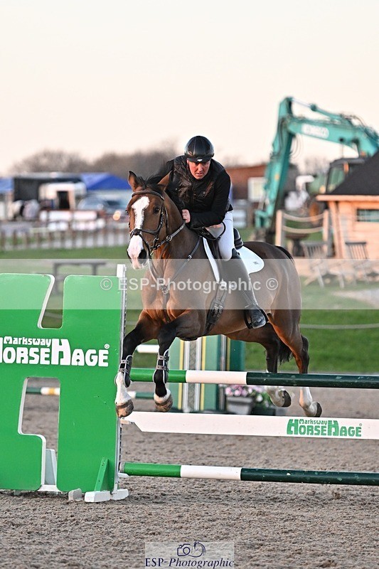 250401-193653-01074 - 100cm Cl;asses