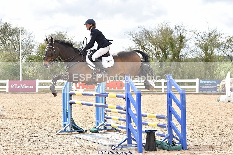 240403A-152958-00995 - Cls 5 Foxhunter and 1.20m Open