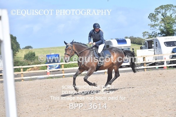 BPP_3614 - CLASS 4 Senior BritiNovice/ 90cm Open