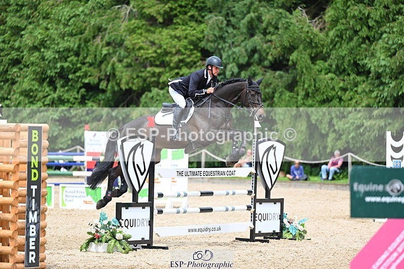 240525-144454-15845 - 507-DASSETT_ROCK_STAR-Tom_D_Crisp