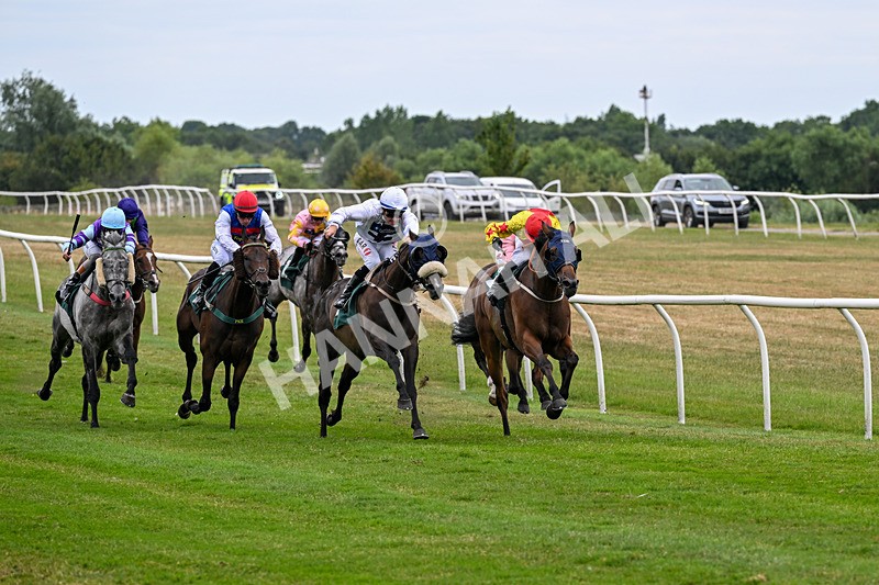 220726-Race 3-Wise Crack-9562 - Race 3 15.10pm Sky Bet For The Fans Handicap