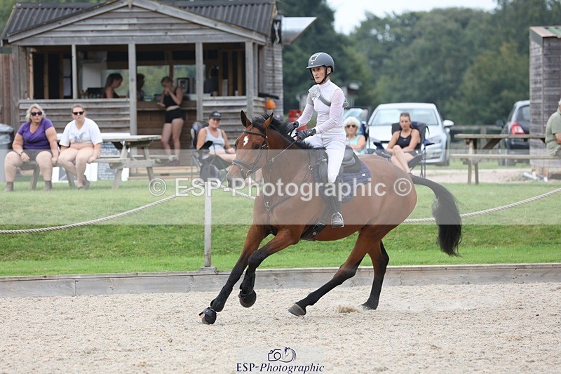 230908-160457-02735 - Cls 8 Snr 1.05m Open