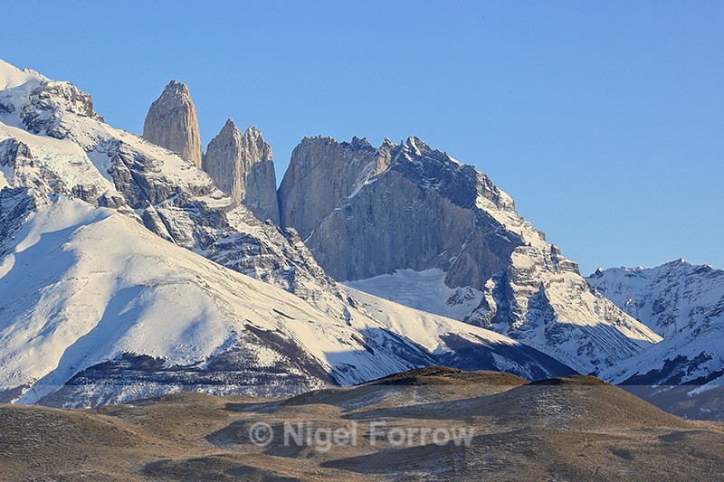Cerro Nido de Cóndor, view from east, Cordillera Paine - Chile