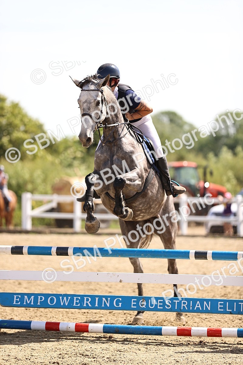 SBM_003738 - Class 9 British Novice/90cm
