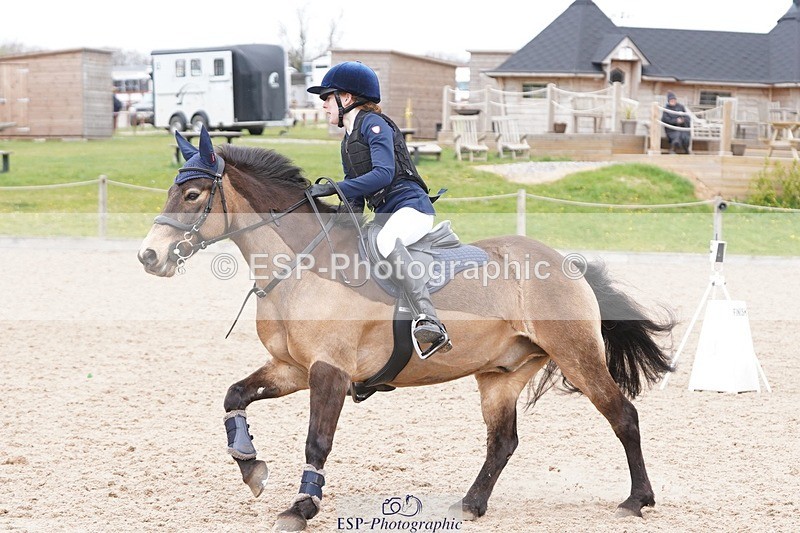 250414-132438-00925 - 80cm Round 2