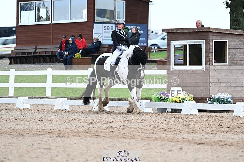 250907-140754-09175 - 014-Katrina.EllisSilverstor.IV