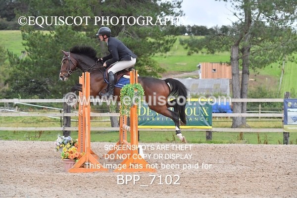 BPP_7102 - CLASS 4 Senior Newcomers/ 1.10m Open