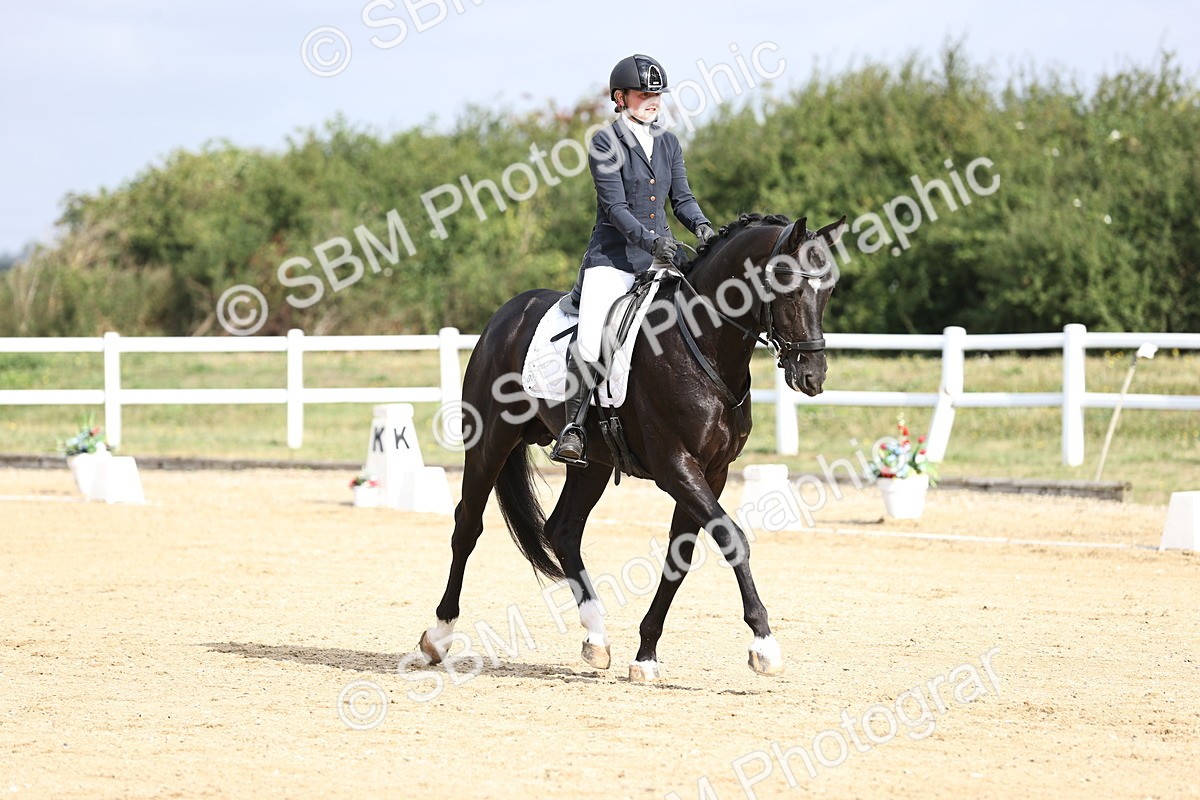 SBM_015412 - Class 14 - Novice 23 - 9.05-10.08