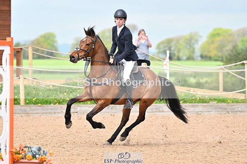 240506A-114251-08578 - Cls 4 Blue Chip Pony Newcomers & 1m Open