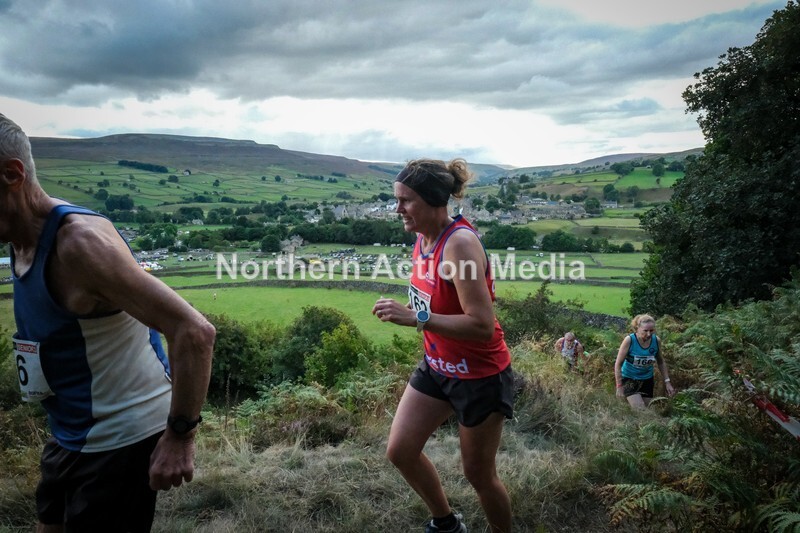 DSCF5186 - Reeth Fell race seniors