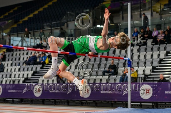 AgeInd25SUN-912041 - Field Male