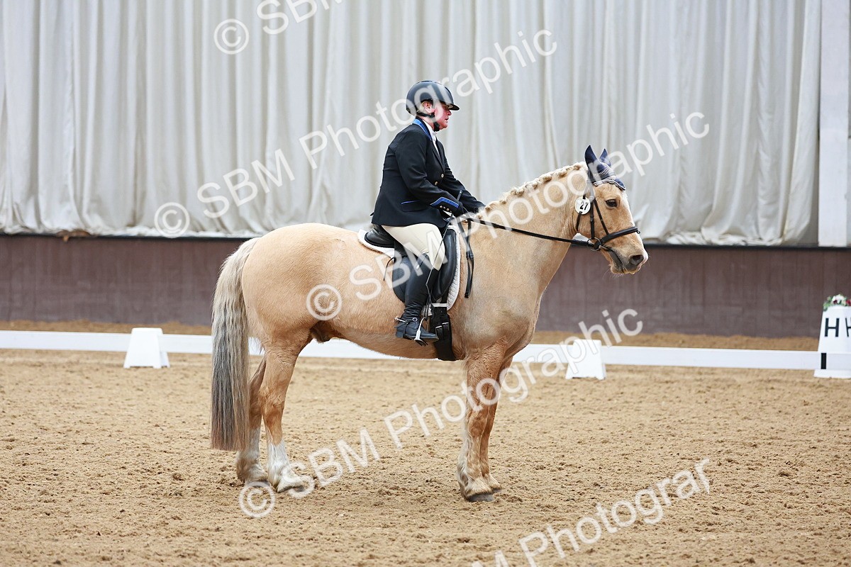 SBM_001098 - Class 5 - Novice 1