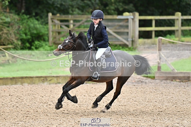 230930-093644-00043 - Cls 1 Pony Intro 70cm