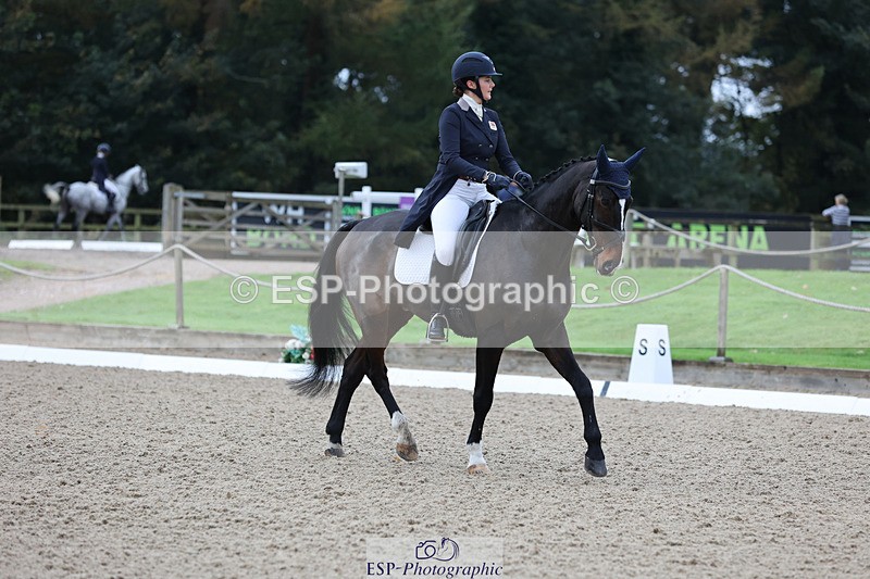 241024-094547-01152 - 130-Imogen.White-BE.TOUCHABLE